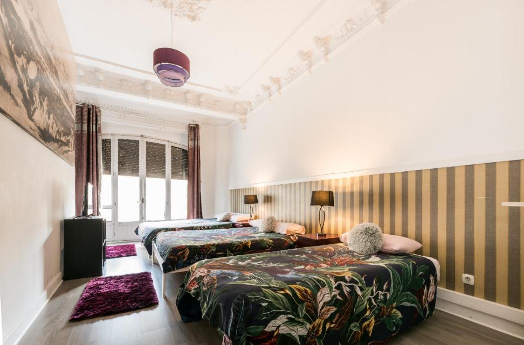 M&F 7 Rooms/7 Bathrooms Over Gran Via Madrid Luaran gambar