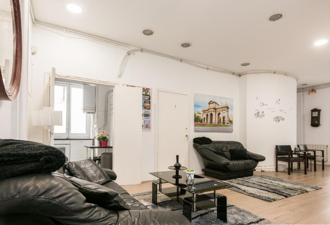 M&F 7 Rooms/7 Bathrooms Over Gran Via Madrid Luaran gambar