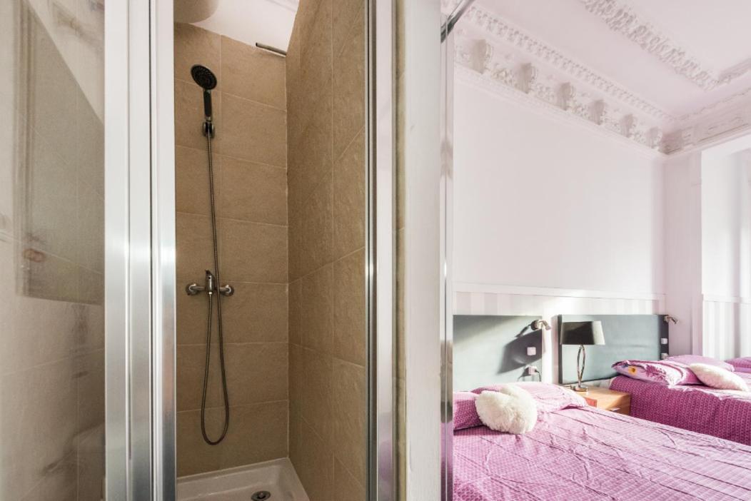 M&F 7 Rooms/7 Bathrooms Over Gran Via Madrid Luaran gambar