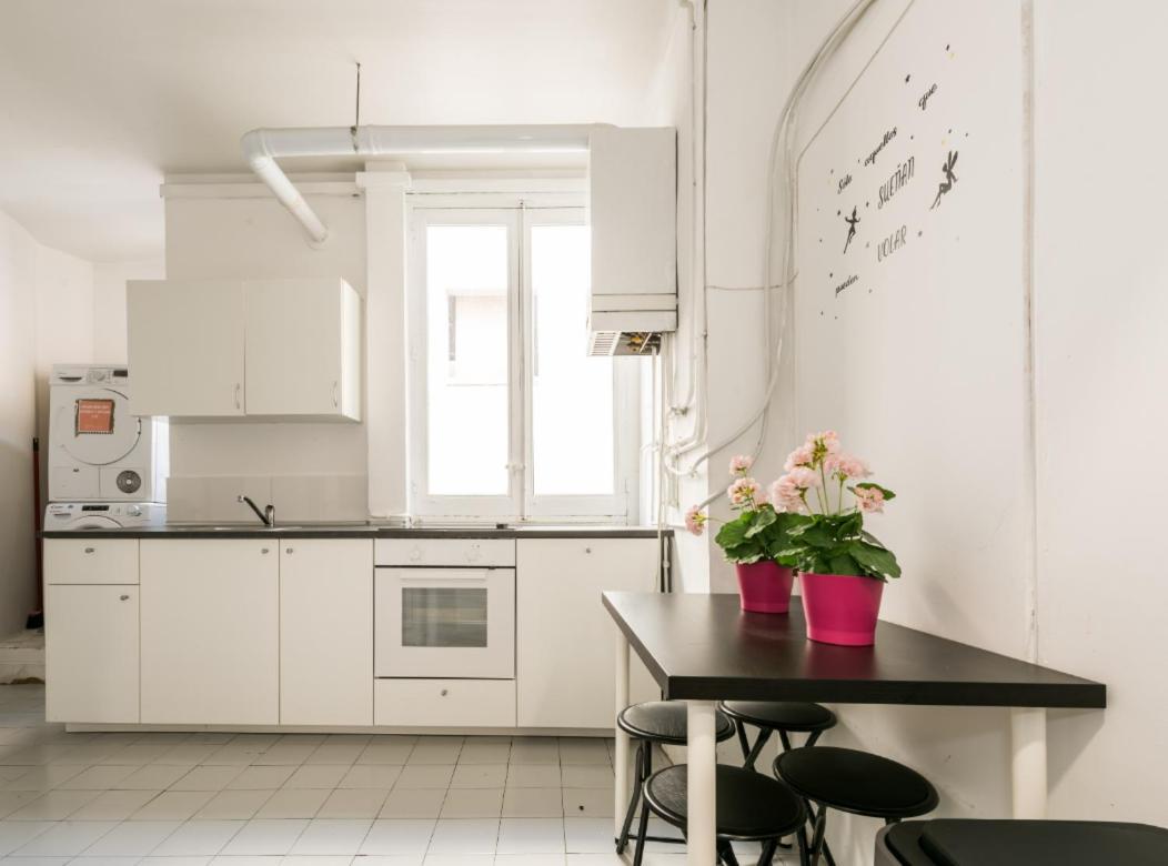 M&F 7 Rooms/7 Bathrooms Over Gran Via Madrid Luaran gambar
